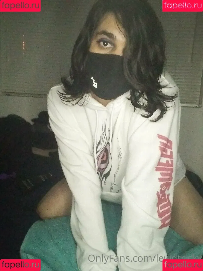 lewdtricky Onlyfans Photo Gallery 