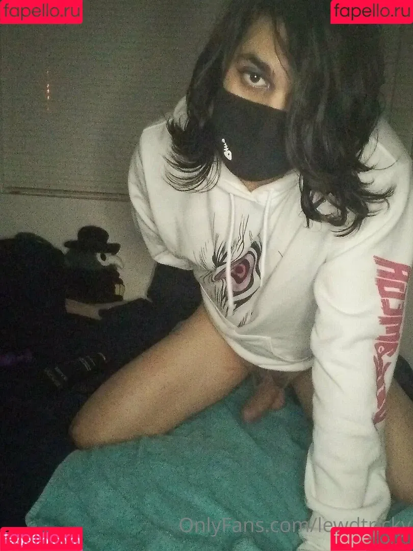 lewdtricky Onlyfans Photo Gallery 