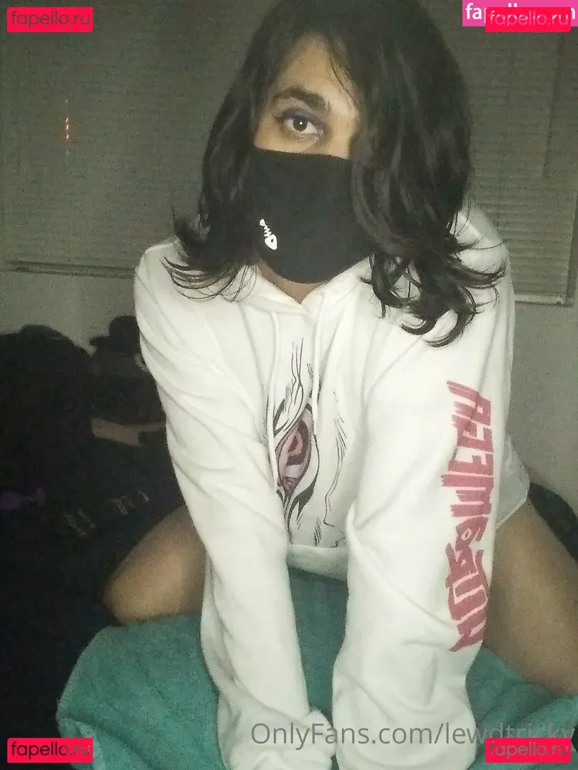 lewdtricky Onlyfans Photo Gallery 