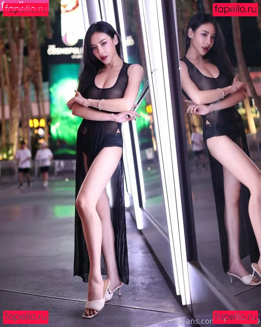 elisetutu69 Onlyfans Photo Gallery 