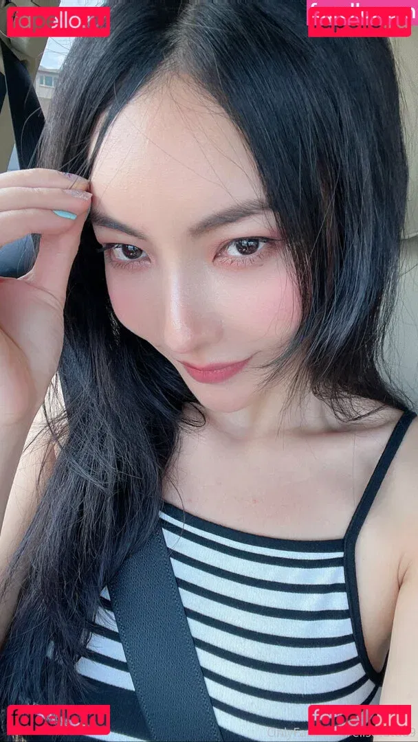 elisetutu69 Onlyfans Photo Gallery 