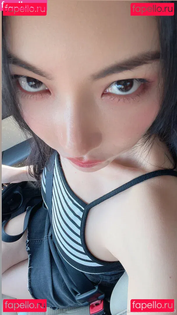 elisetutu69 Onlyfans Photo Gallery 