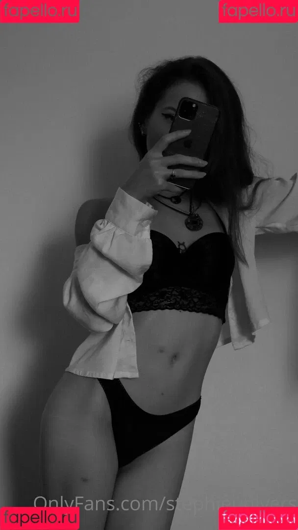 stephieunivers Onlyfans Photo Gallery 