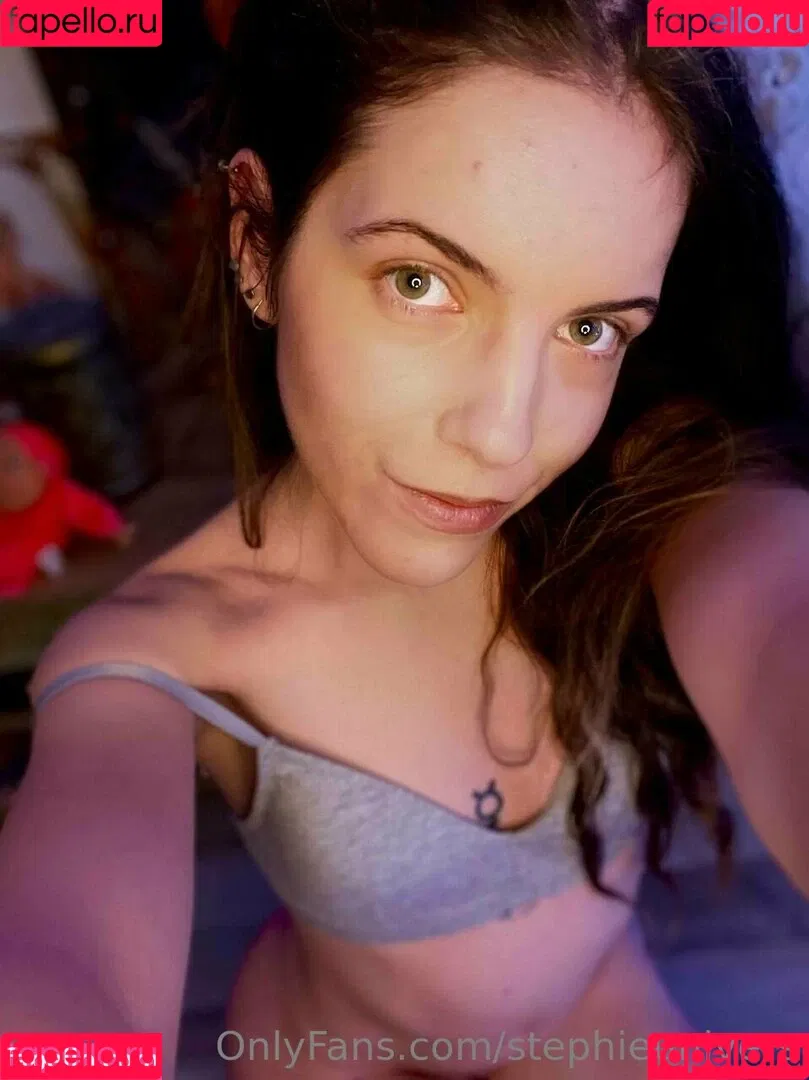 stephieunivers Onlyfans Photo Gallery 