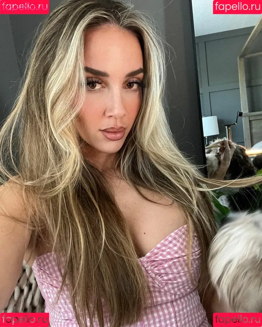 Chelsea Green Onlyfans Photo Gallery 