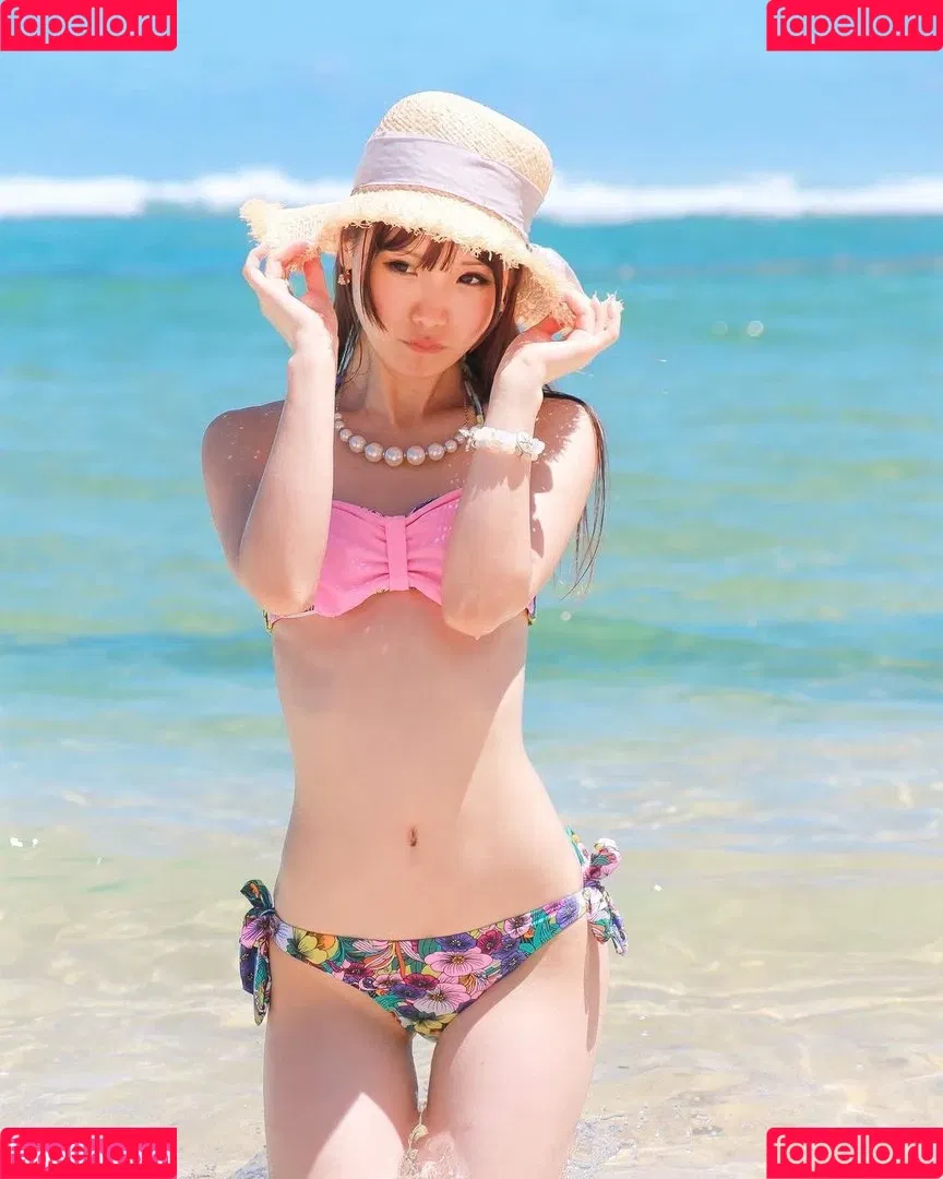 Kurasaka Kururu Onlyfans Photo Gallery 