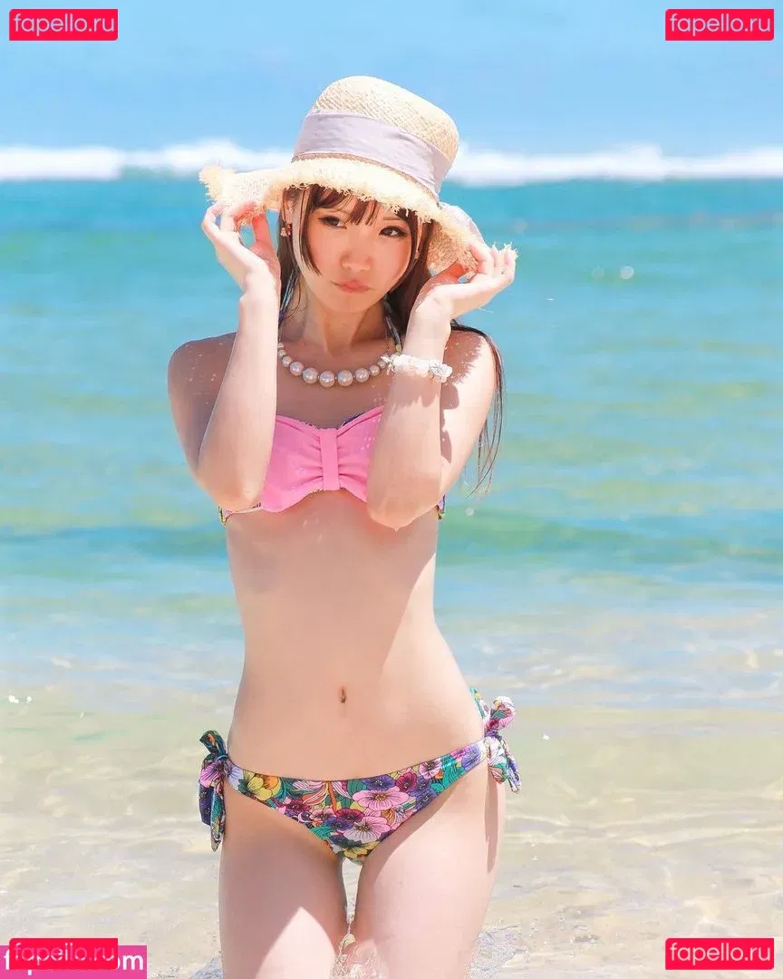 Kurasaka Kururu Onlyfans Photo Gallery 