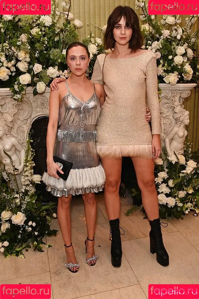 Bel Powley Onlyfans Photo Gallery 