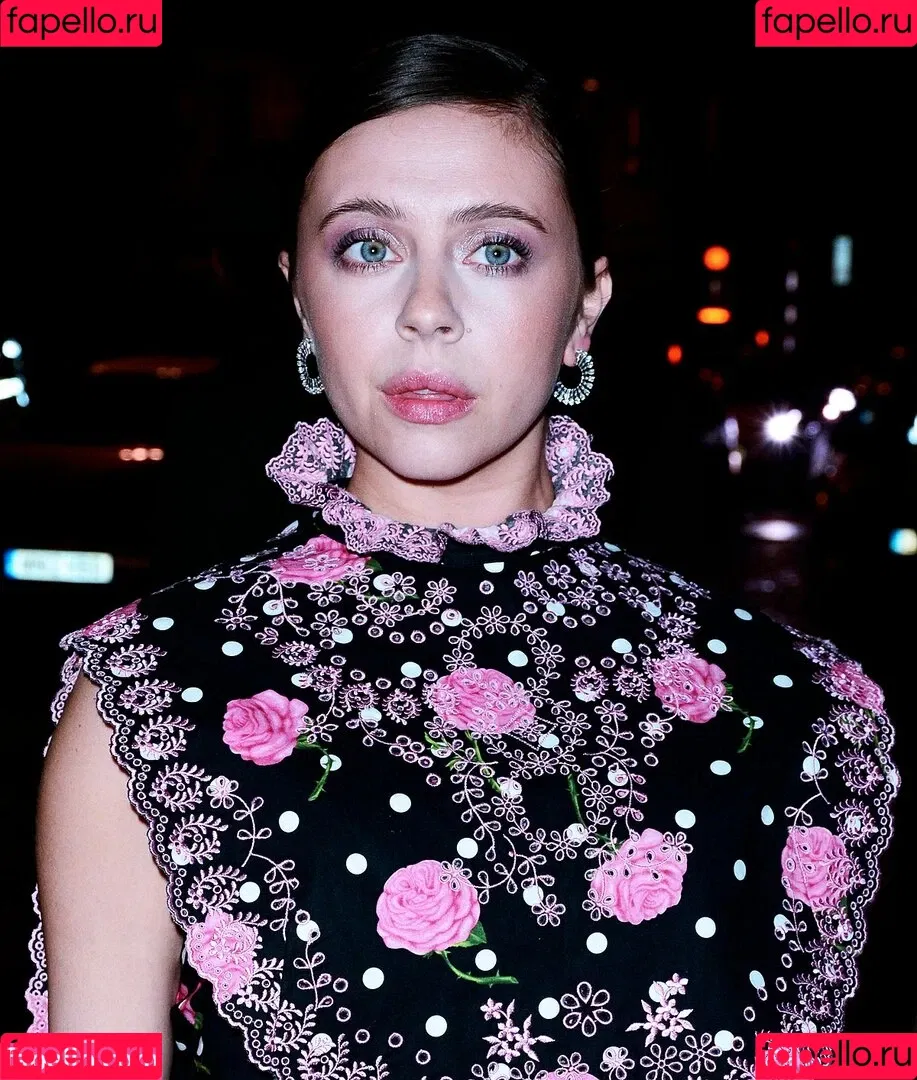 Bel Powley Onlyfans Photo Gallery 