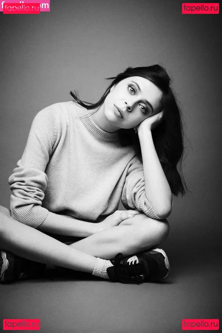 Bel Powley Onlyfans Photo Gallery 