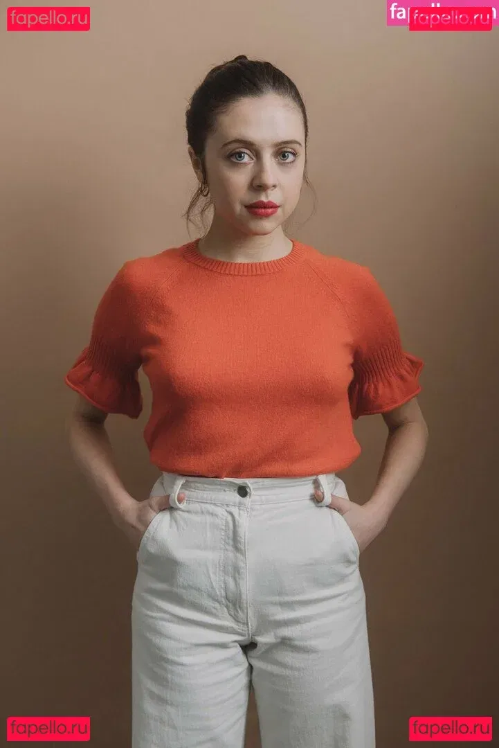 Bel Powley Onlyfans Photo Gallery 