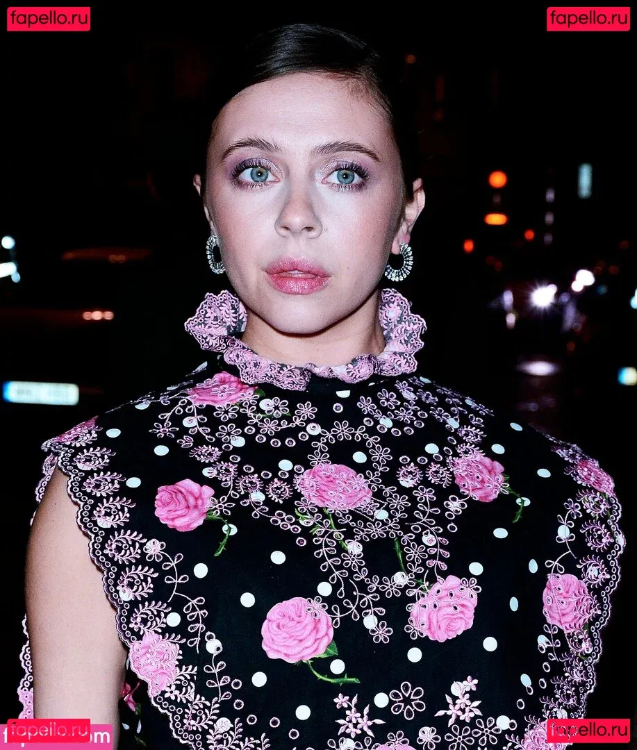 Bel Powley Onlyfans Photo Gallery 