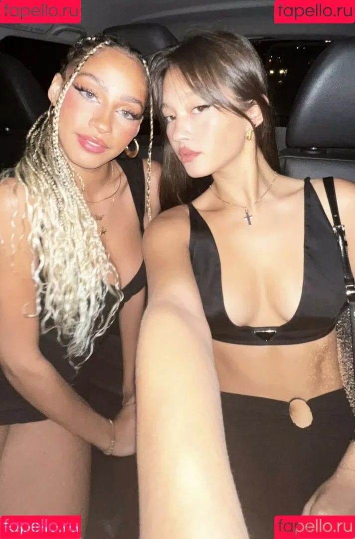 Lilychee Onlyfans Photo Gallery 
