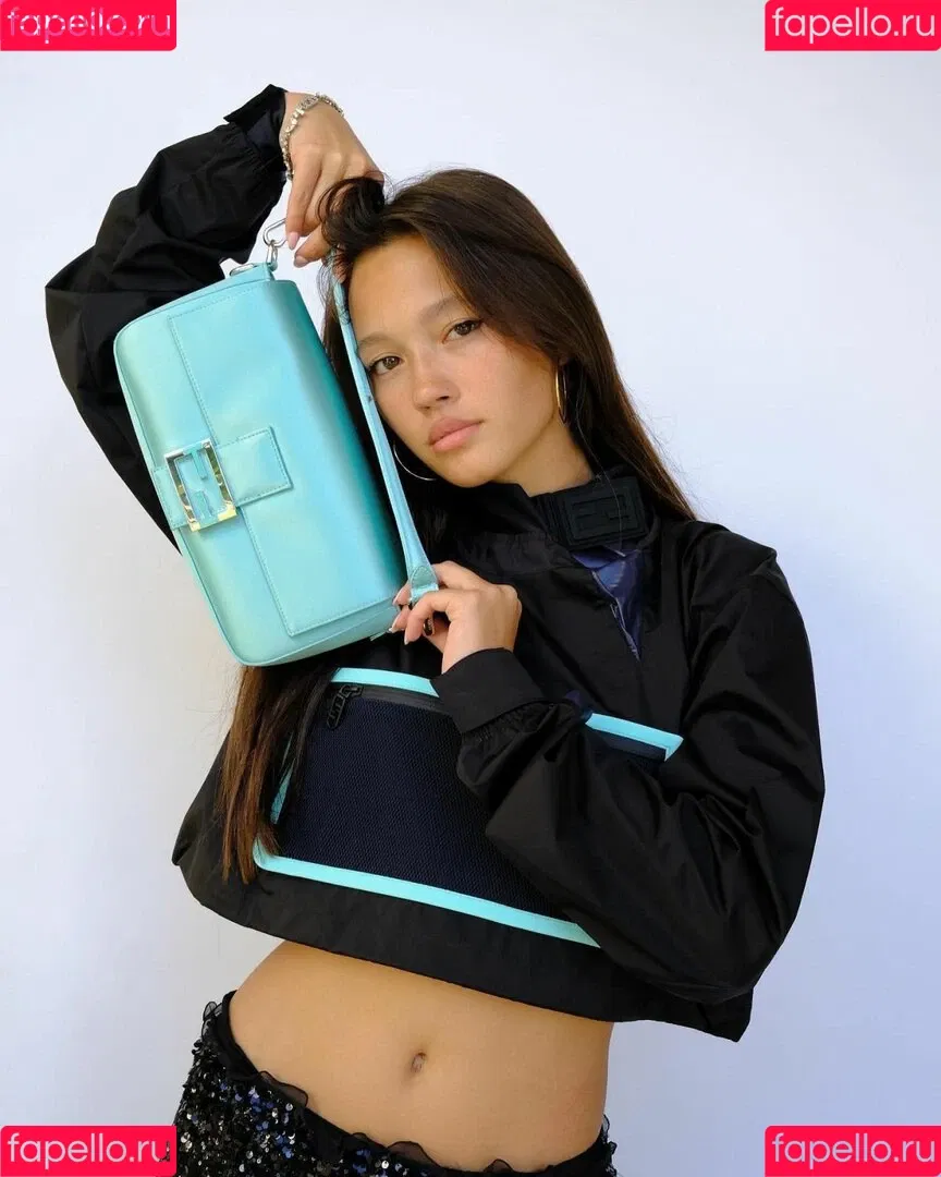 Lilychee Onlyfans Photo Gallery 