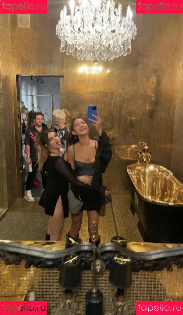 Lilychee Onlyfans Photo Gallery 