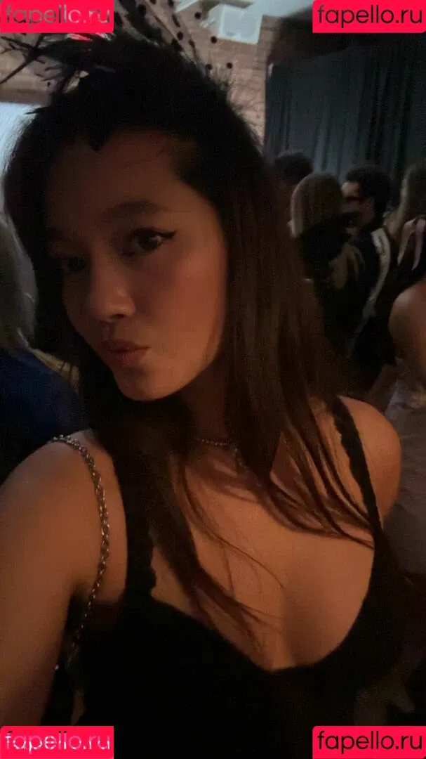 Lilychee Onlyfans Photo Gallery 