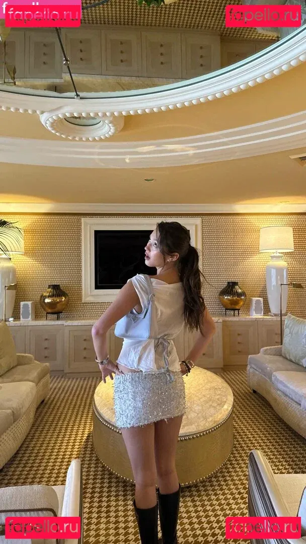 Lilychee Onlyfans Photo Gallery 