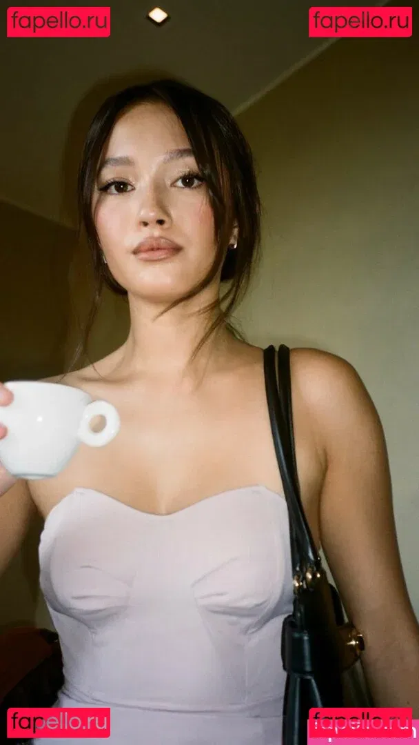 Lilychee Onlyfans Photo Gallery 