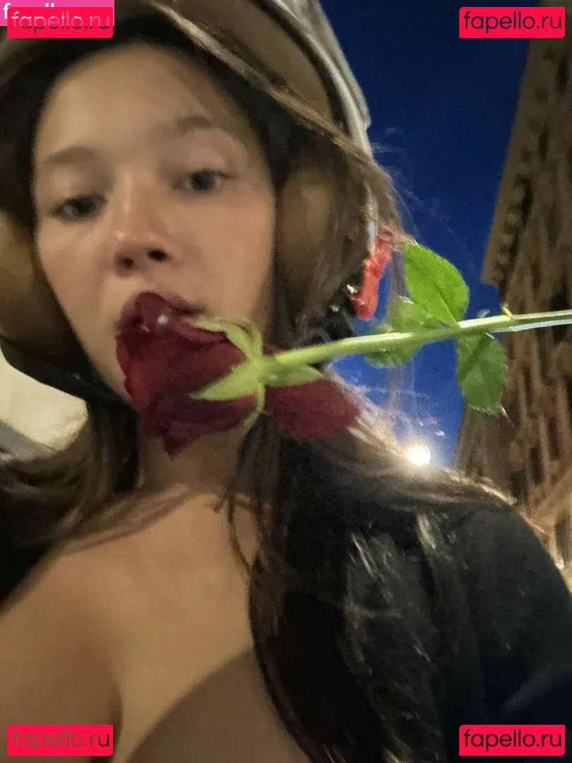 Lilychee Onlyfans Photo Gallery 