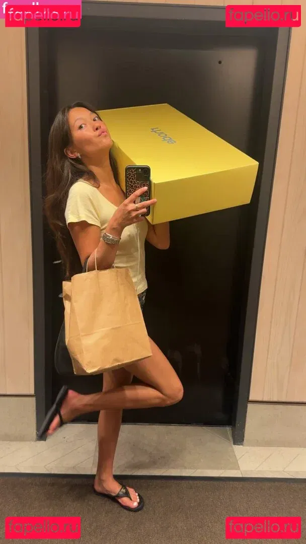 Lilychee Onlyfans Photo Gallery 