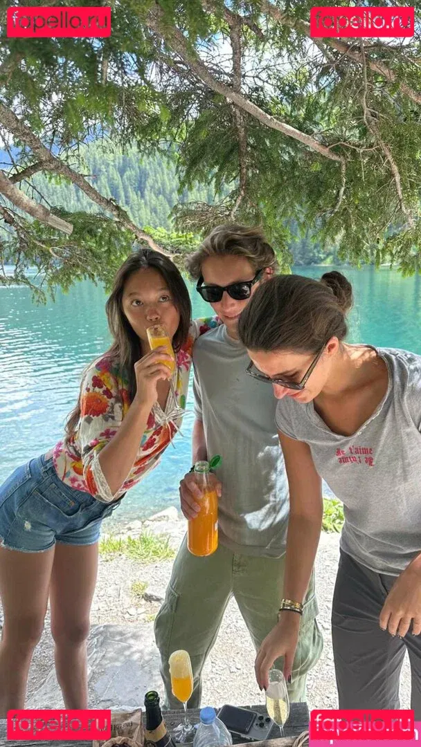 Lilychee Onlyfans Photo Gallery 