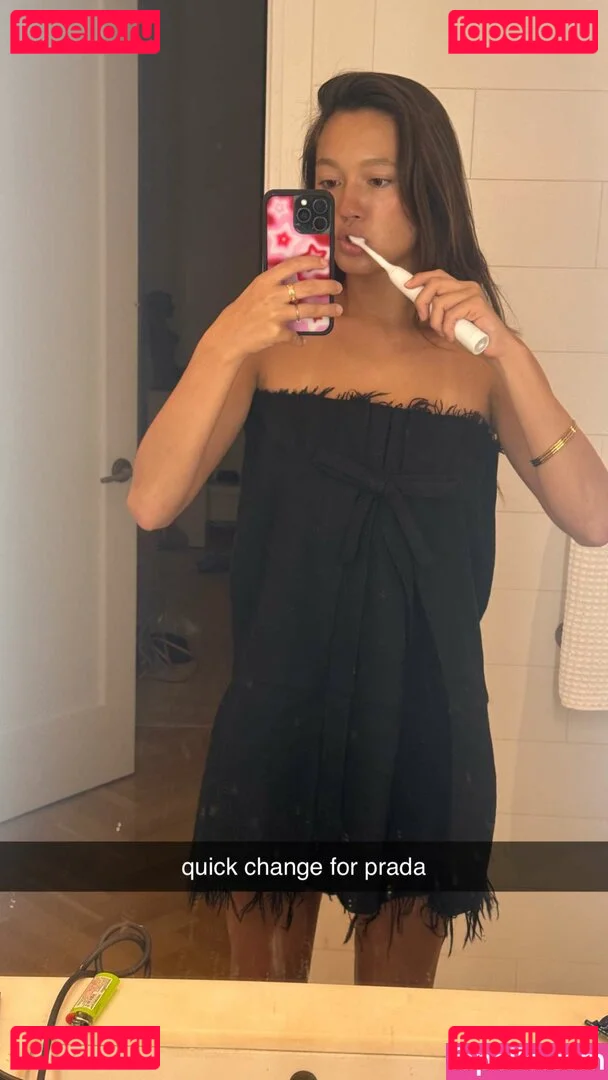 Lilychee Onlyfans Photo Gallery 