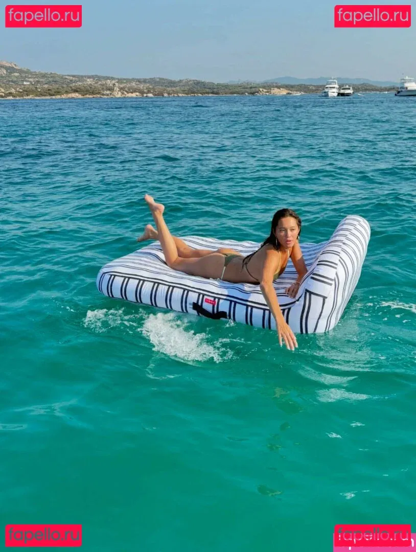 Lilychee Onlyfans Photo Gallery 