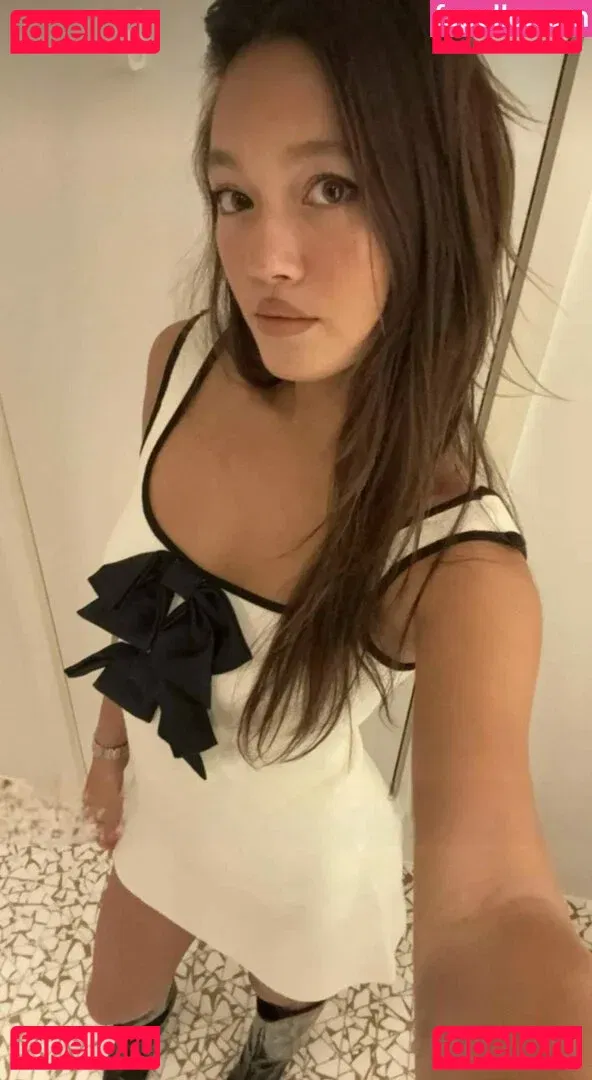 Lilychee Onlyfans Photo Gallery 