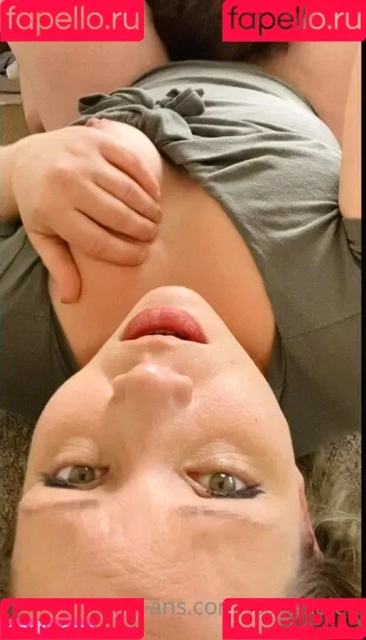 Isabella Lee Onlyfans Photo Gallery 