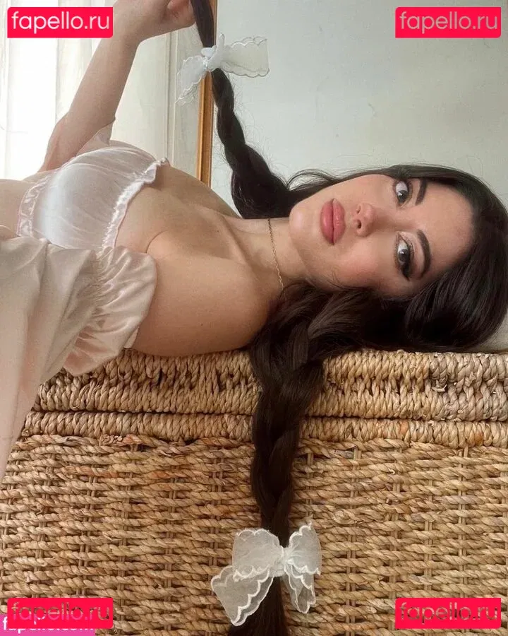 yoursoulmate.meri Onlyfans Photo Gallery 