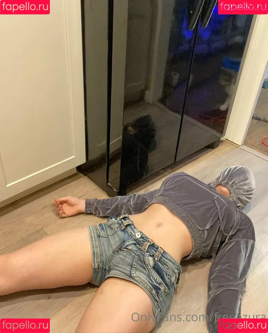 freeazura Onlyfans Photo Gallery 