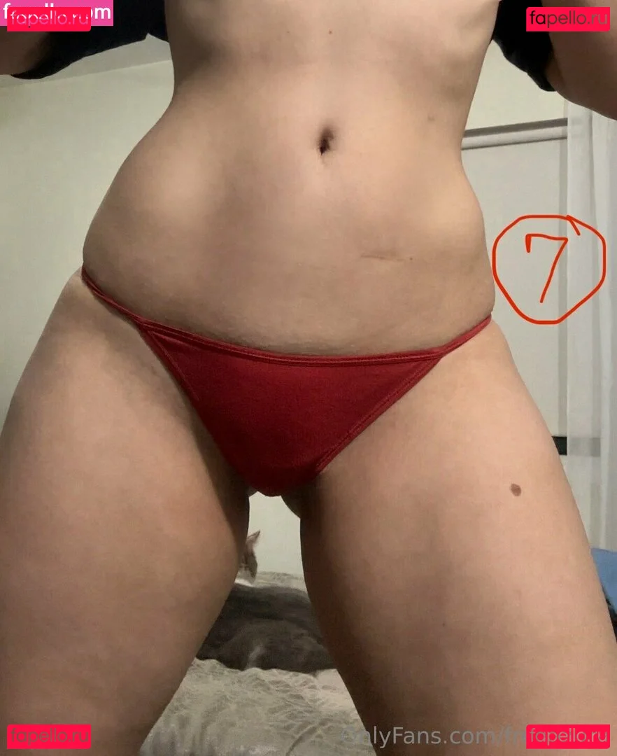 freeazura Onlyfans Photo Gallery 