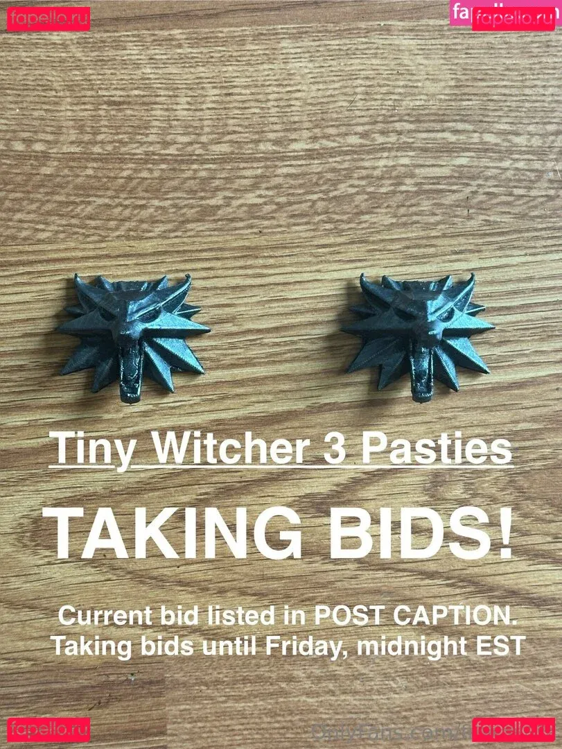 freeazura Onlyfans Photo Gallery 