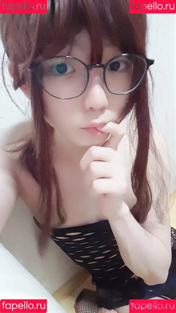 ywzzz Onlyfans Photo Gallery 
