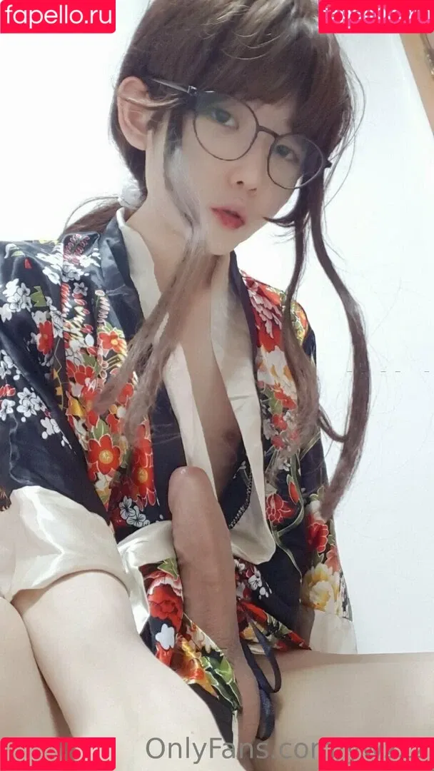 ywzzz Onlyfans Photo Gallery 