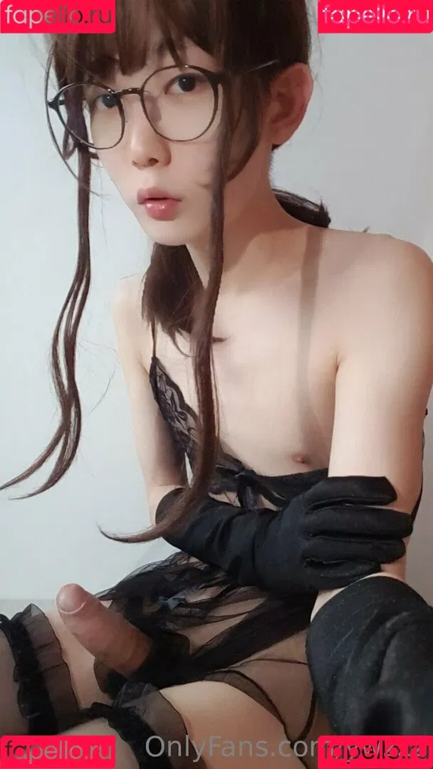 ywzzz Onlyfans Photo Gallery 