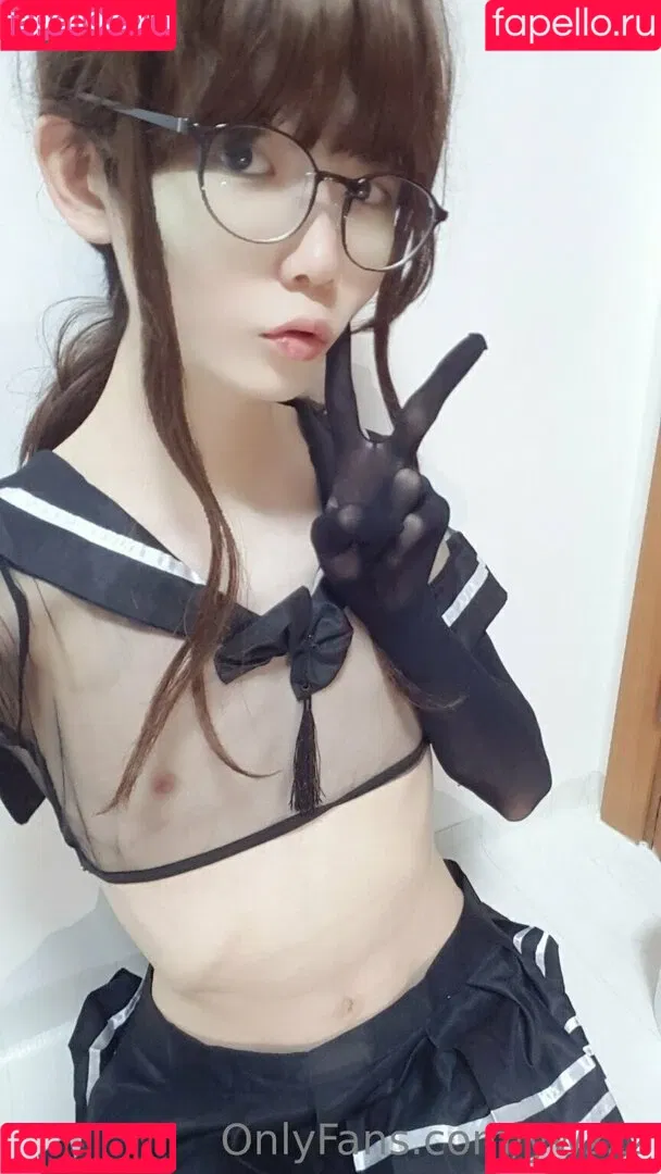 ywzzz Onlyfans Photo Gallery 
