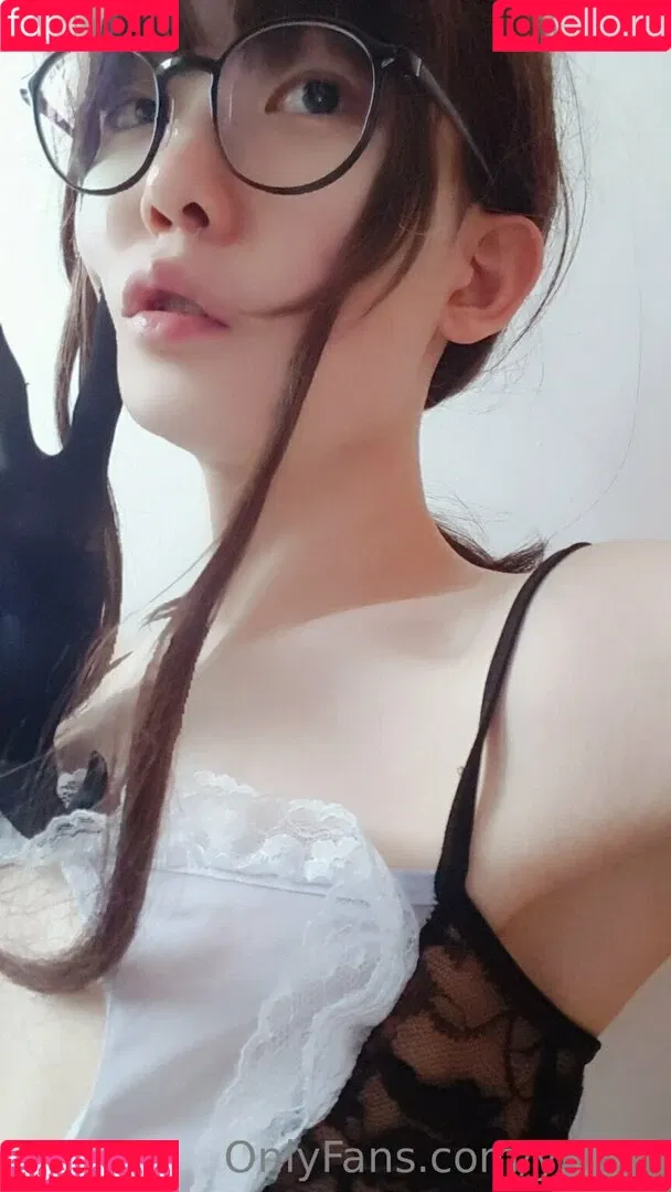 ywzzz Onlyfans Photo Gallery 