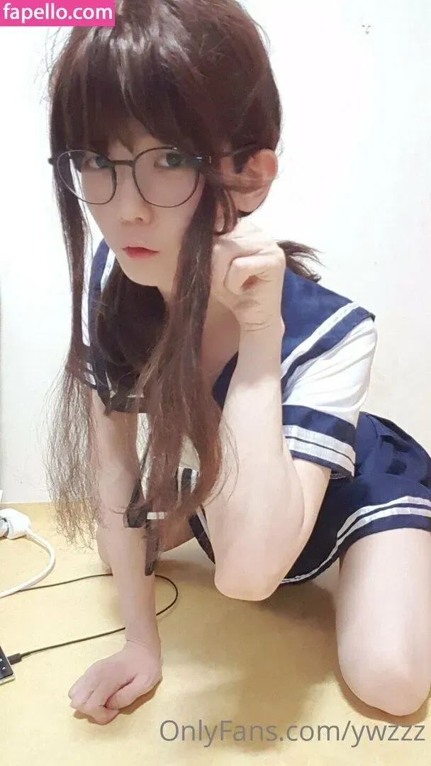 ywzzz Onlyfans Photo Gallery 
