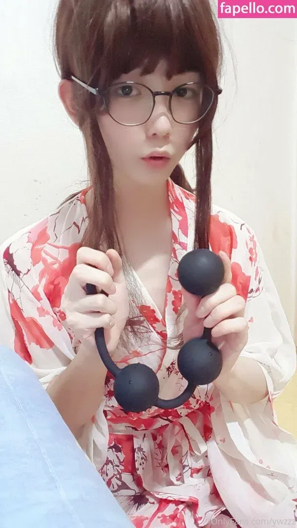 ywzzz Onlyfans Photo Gallery 