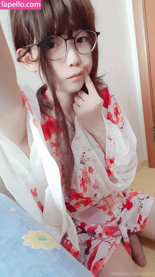 ywzzz Onlyfans Photo Gallery 