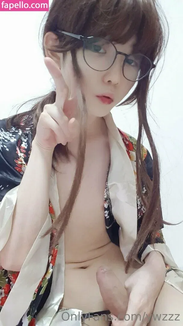 ywzzz Onlyfans Photo Gallery 