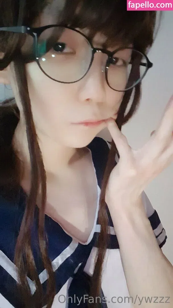 ywzzz Onlyfans Photo Gallery 
