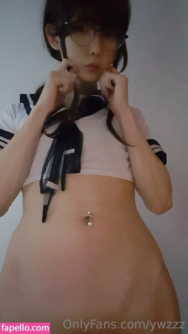 ywzzz Onlyfans Photo Gallery 