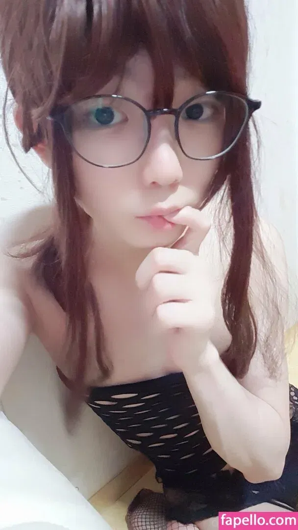 ywzzz Onlyfans Photo Gallery 