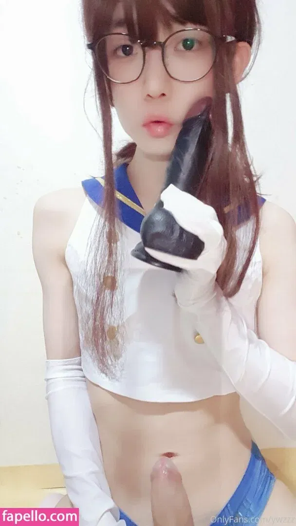 ywzzz Onlyfans Photo Gallery 