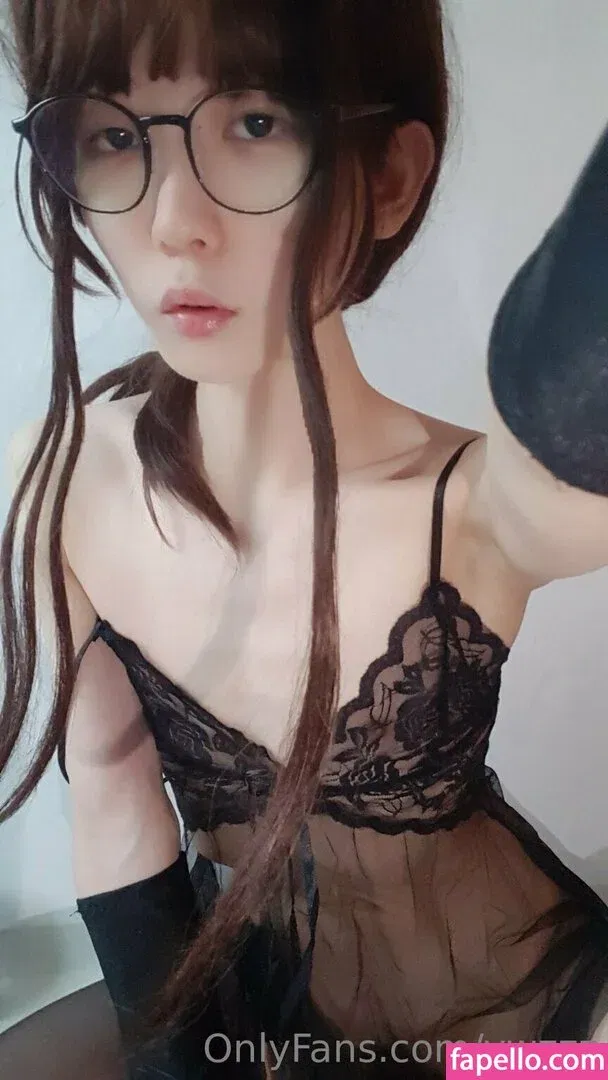 ywzzz Onlyfans Photo Gallery 