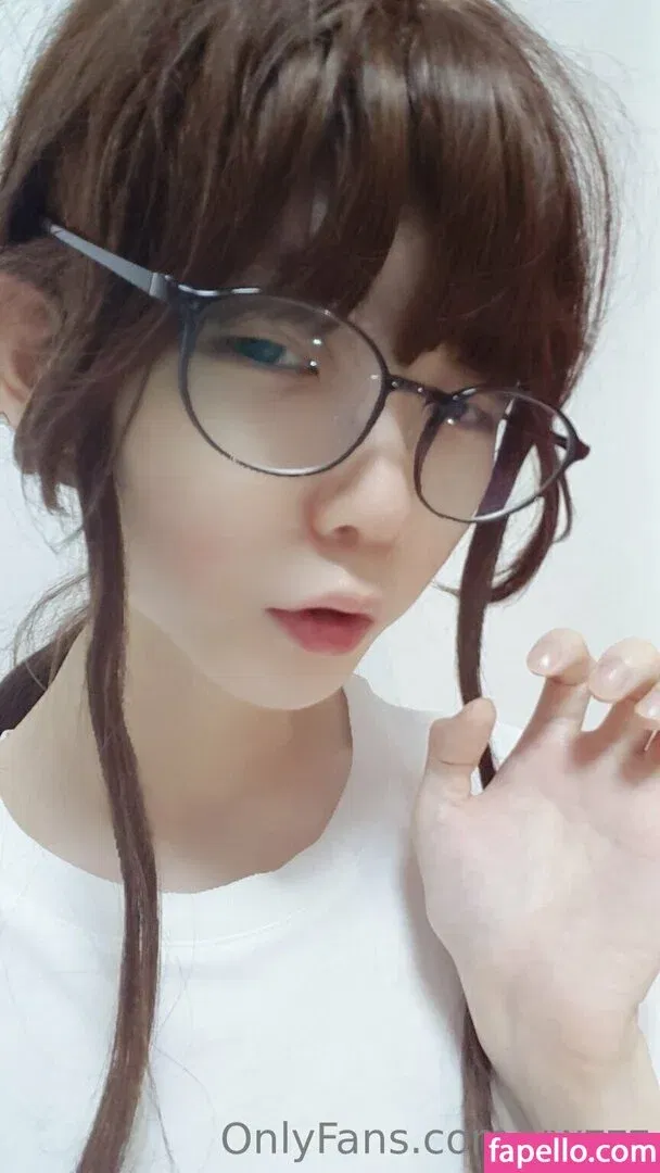 ywzzz Onlyfans Photo Gallery 