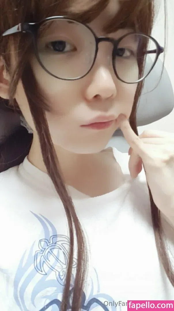 ywzzz Onlyfans Photo Gallery 