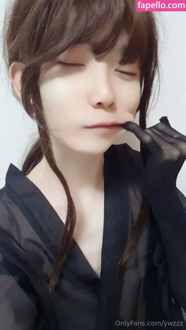 ywzzz Onlyfans Photo Gallery 